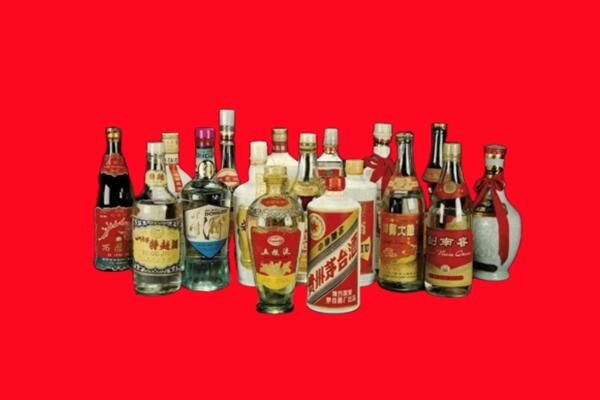 合肥庐阳区回收十八老酒.jpg